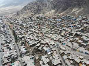 Descontrol de asentamientos informales aumenta el riesgo de desastre por aluviones en Antofagasta